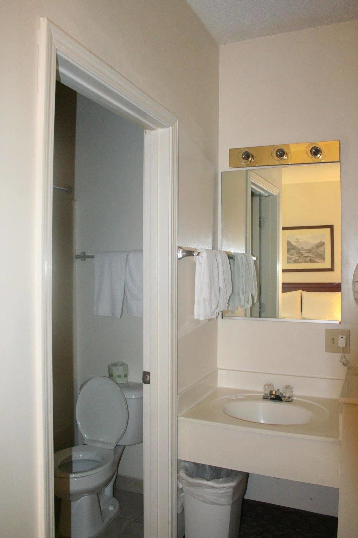 InTown Suites Extended Stay San Antonio TX - Perrin Beitel Road Exterior foto